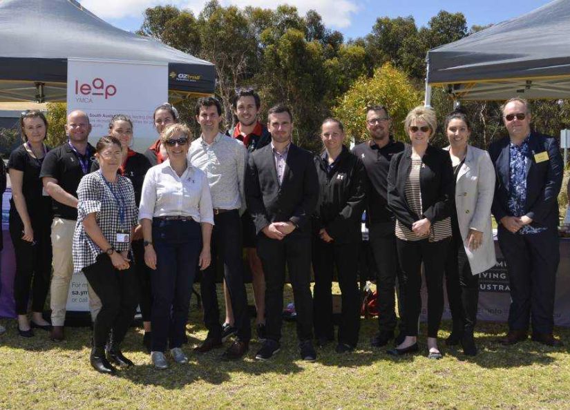 R140 271 3664 2160 w1200 h678 fmax